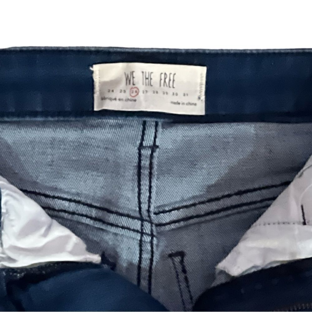 We The Free x Free People High & Tight Cut-Off Shorts Raw Hem - Picture 4 of 6